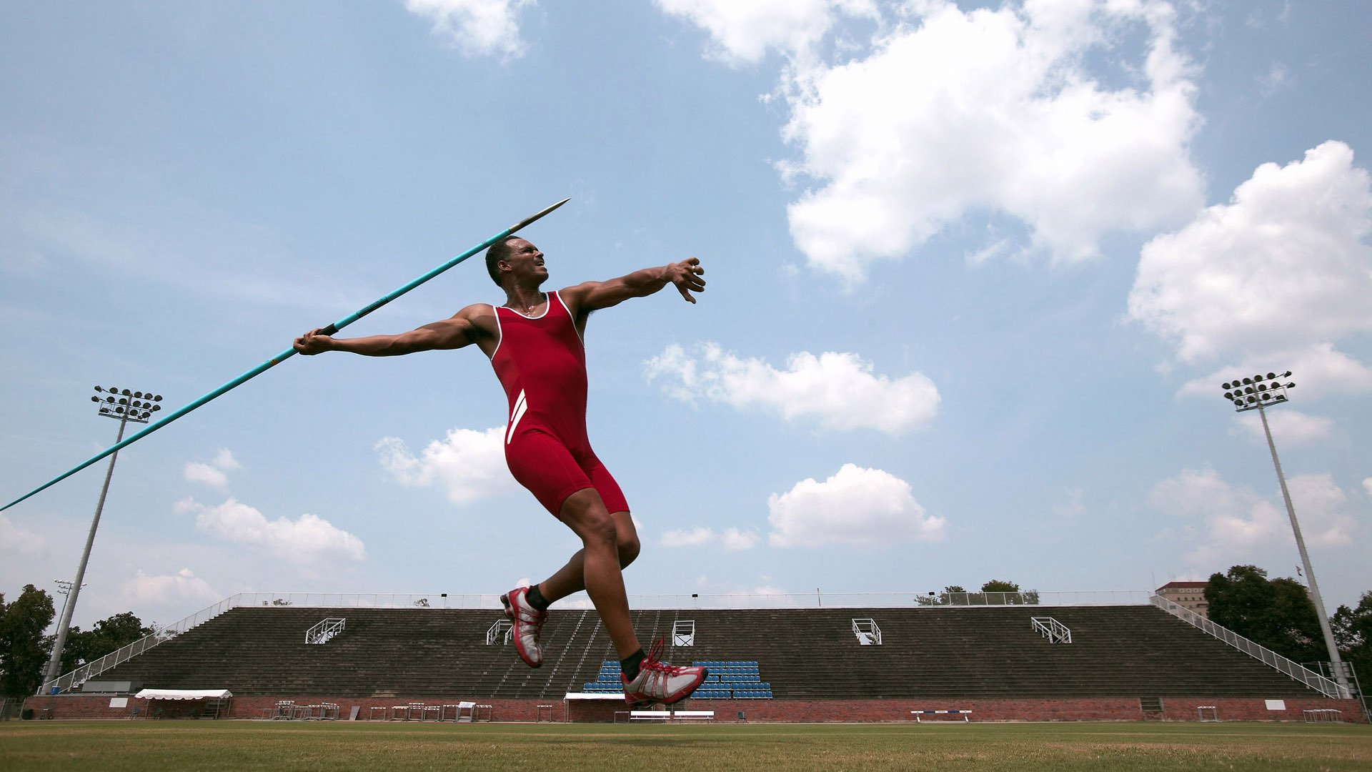 华体会官方-联赛激战总结:本周最精彩的比赛盘点